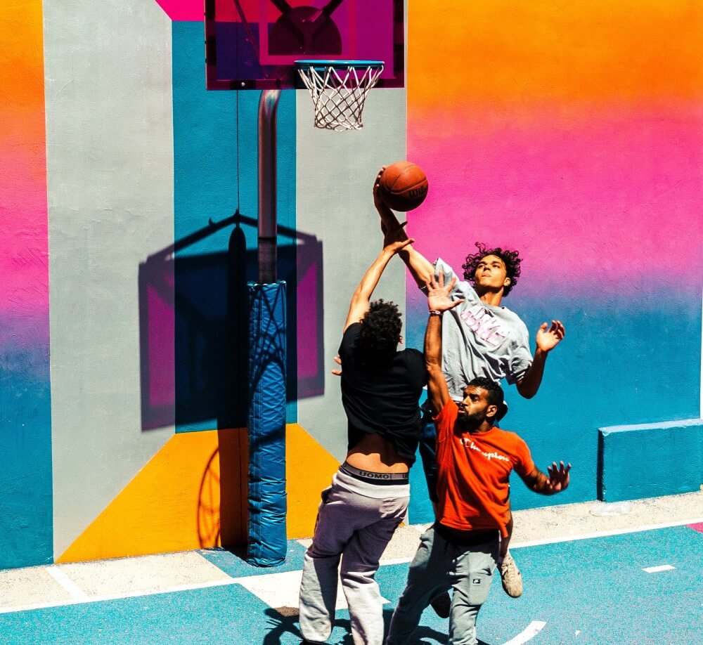 10 helpful tips to play basketball for beginners